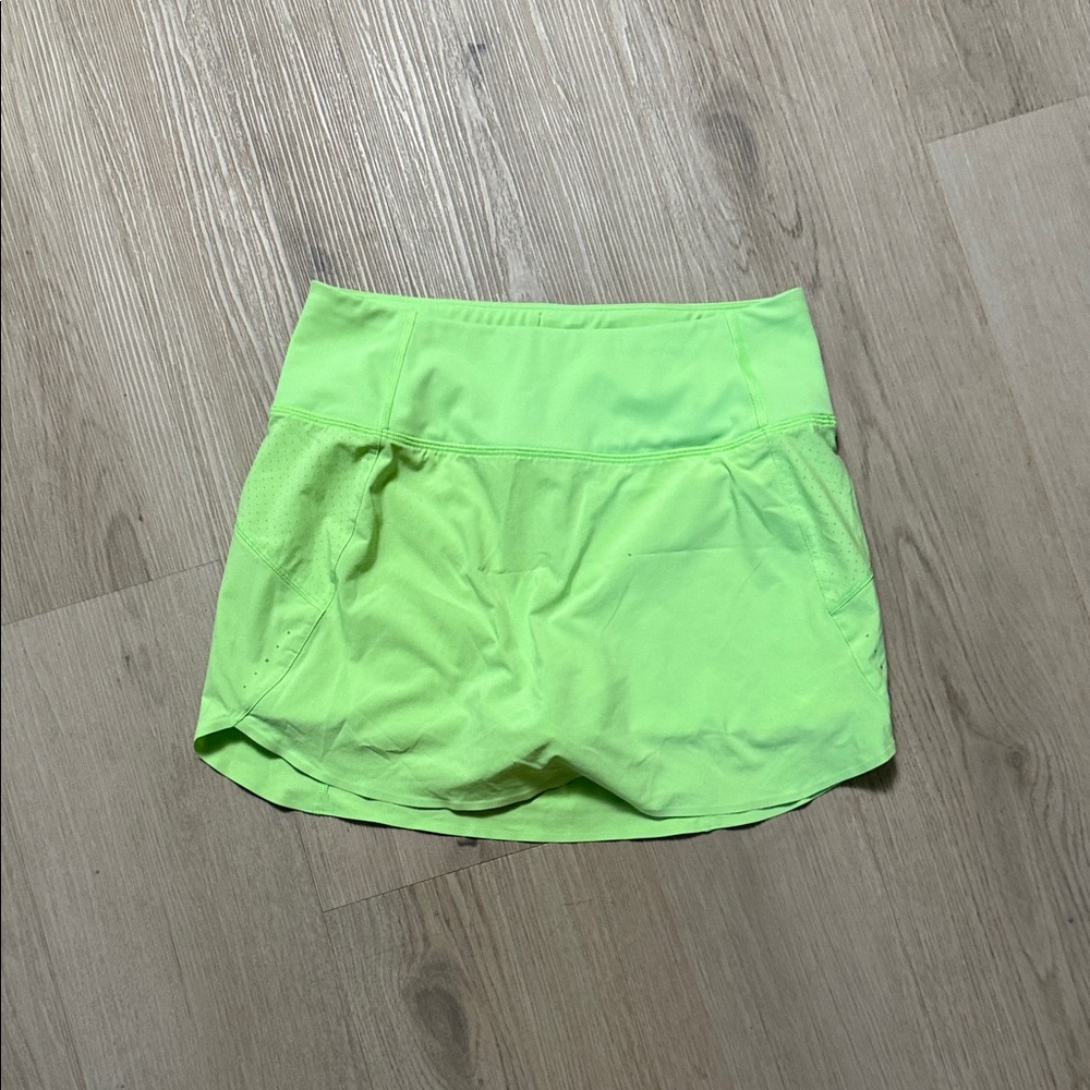 Athleta Neon Yellow Women's Run With It Athletic Skort Skirt with Shorts